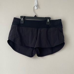 Lululemon size 8 black speed up short